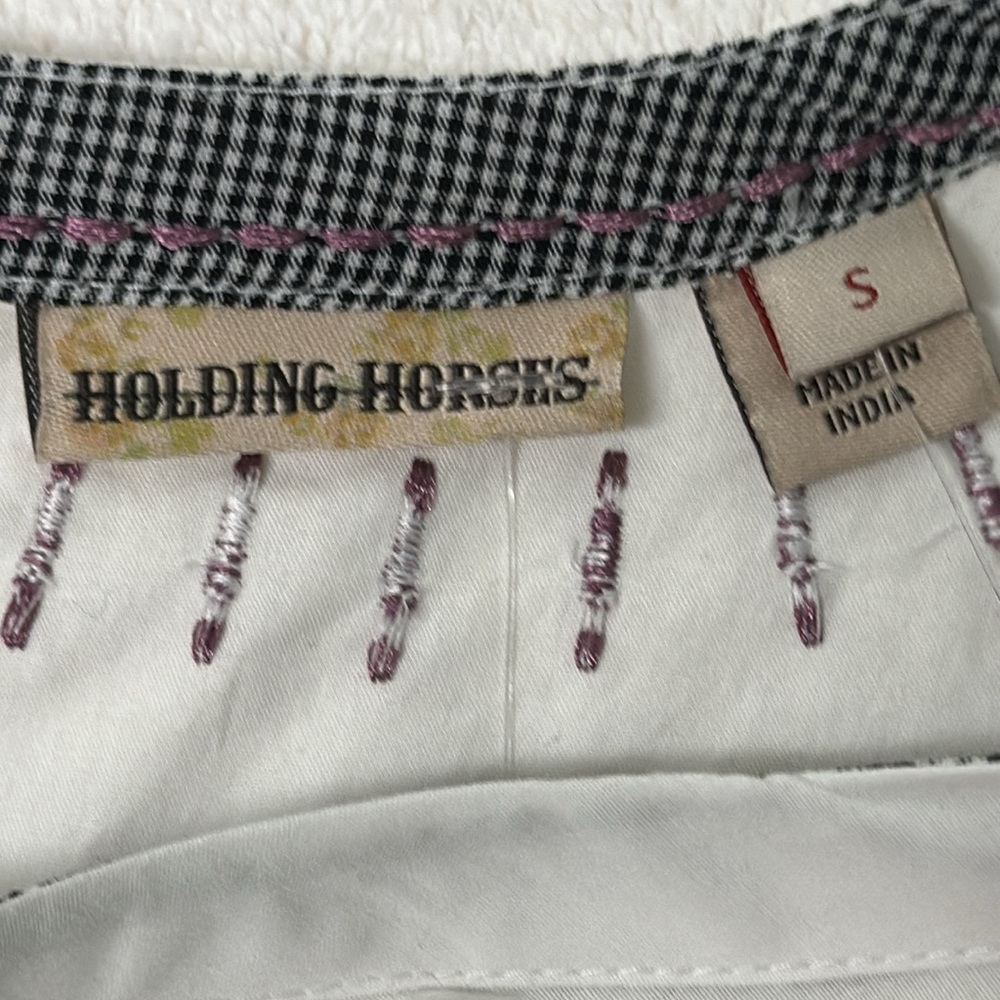 HOLDING HORSES White Embroidered Peasant Blouse with Gray Trim - Picture 9 of 16